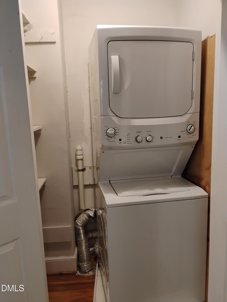 1007 Rosehill Avenue - Photo 9