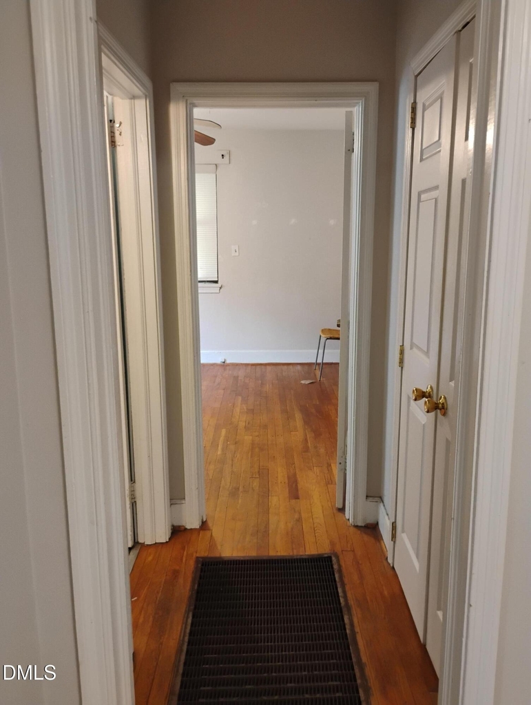 1007 Rosehill Avenue - Photo 8
