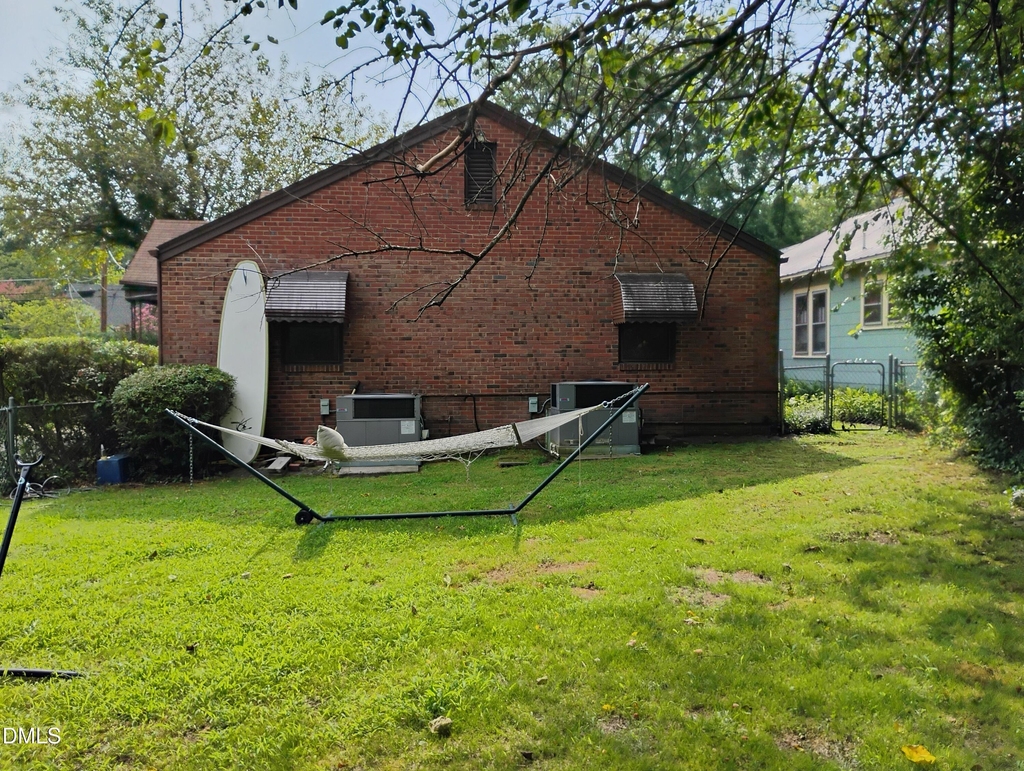 1007 Rosehill Avenue - Photo 16