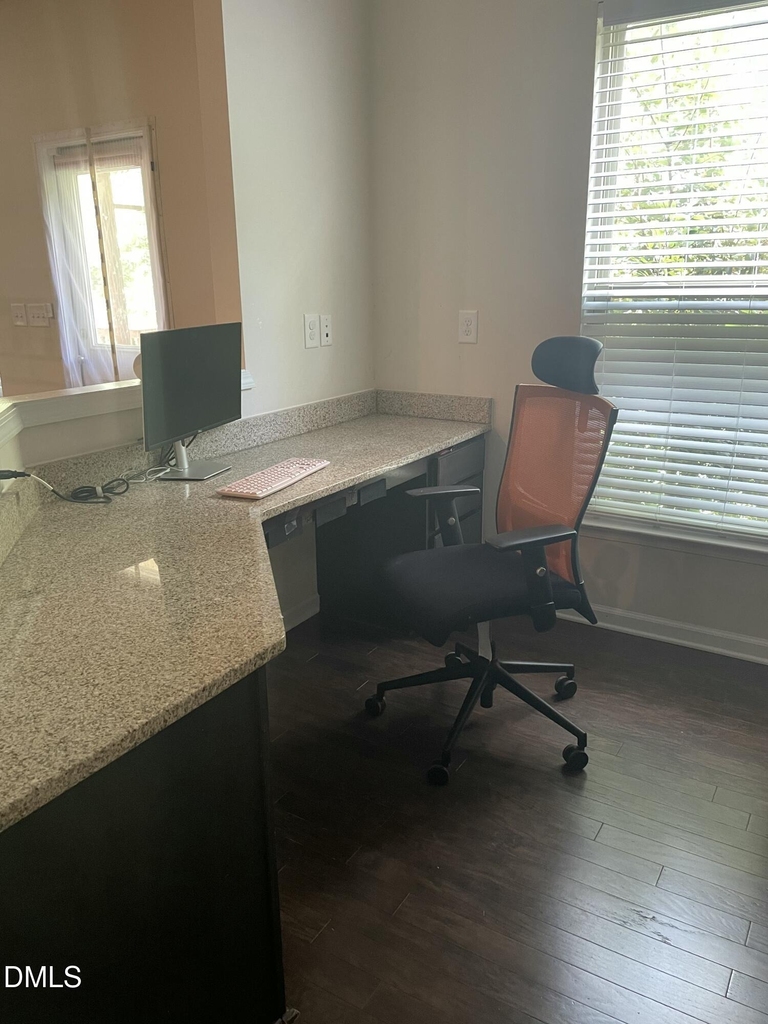 920 Cozy Oak Avenue - Photo 9