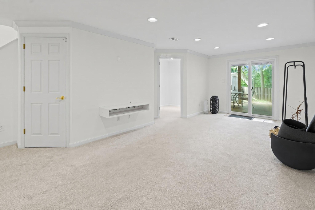 1905 Millington Square - Photo 13