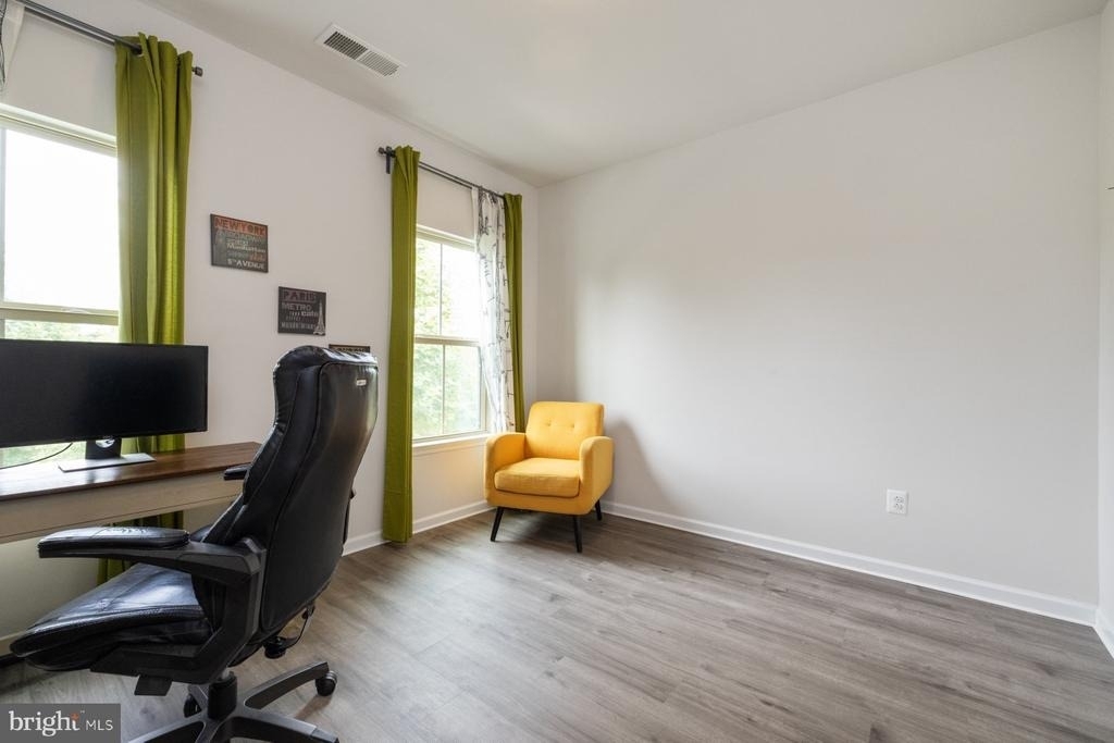 5861 Oakdale Village Road - Photo 18