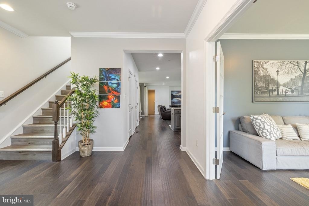 5861 Oakdale Village Road - Photo 8