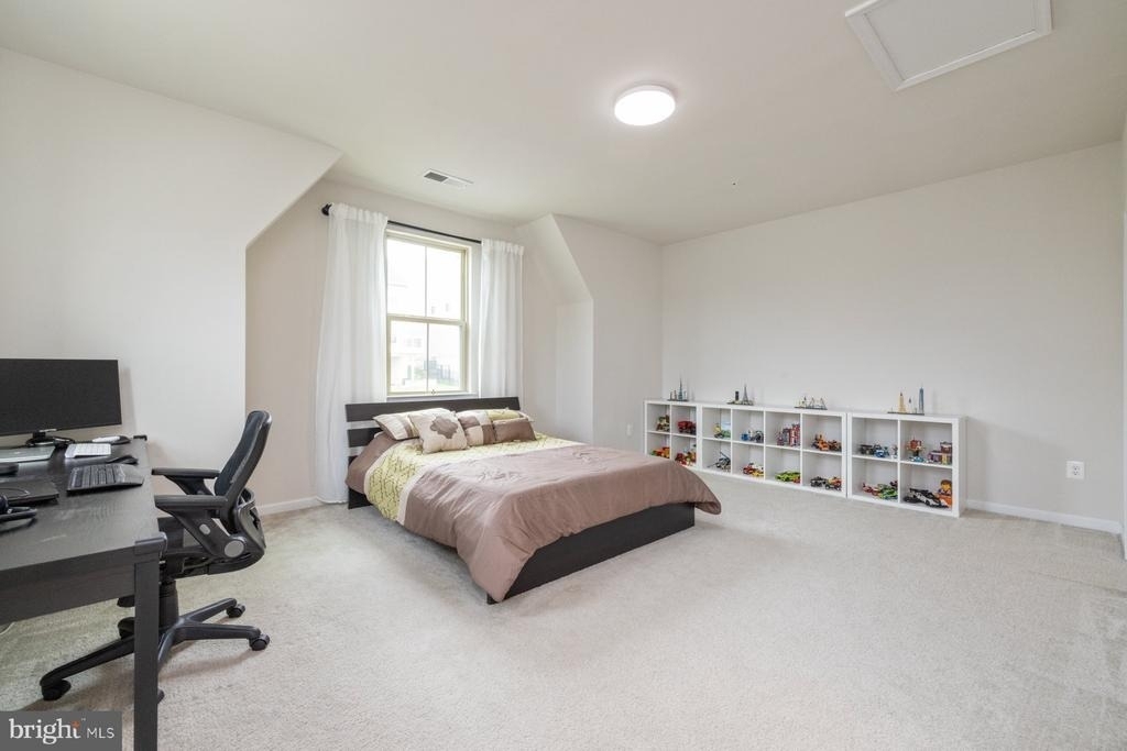 5861 Oakdale Village Road - Photo 22