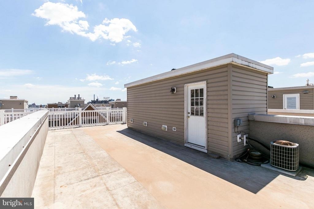 1236 Harbor Island Walk - Photo 41