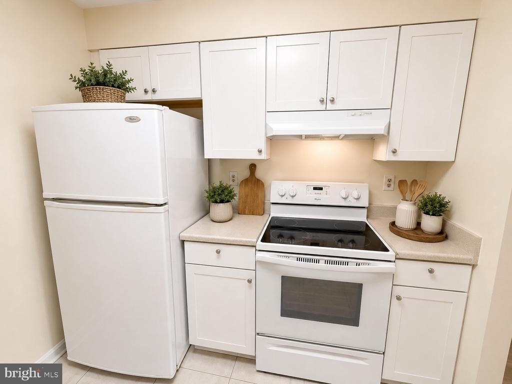 1113 Castle Harbour Way - Photo 8