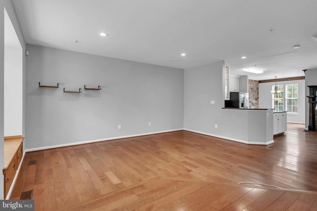 8195 Poinsett Terrace - Photo 28