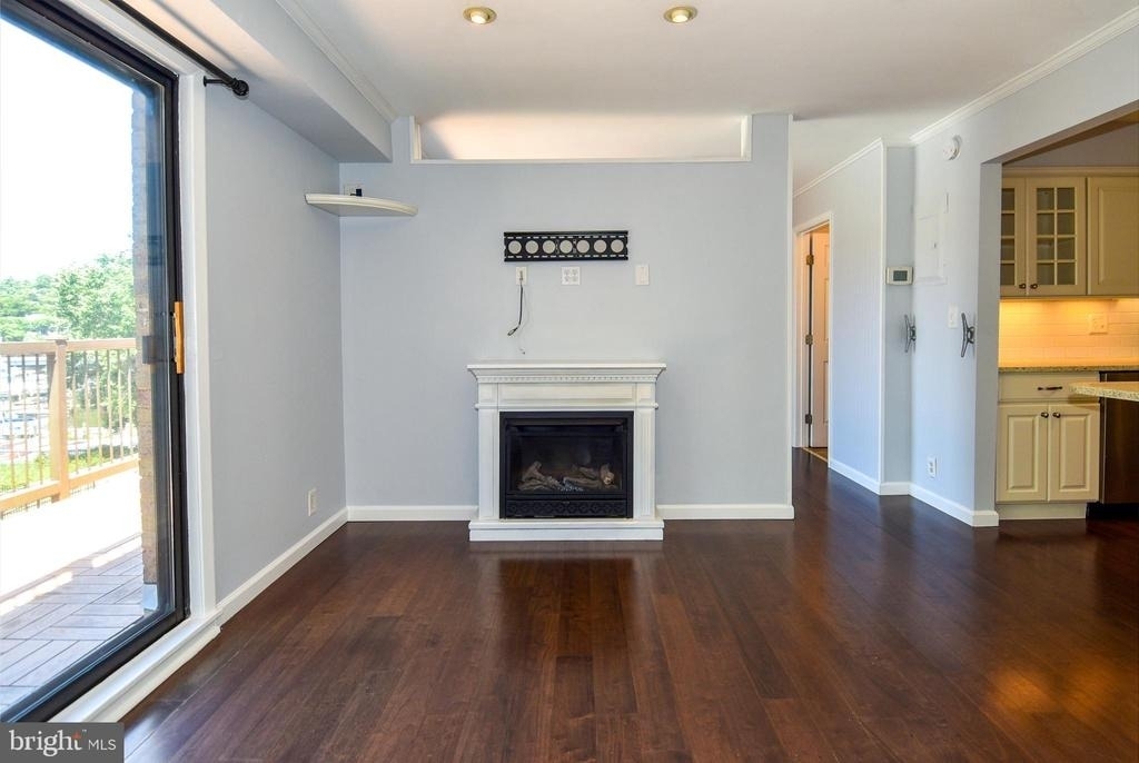 308 Forbes Street - Photo 7