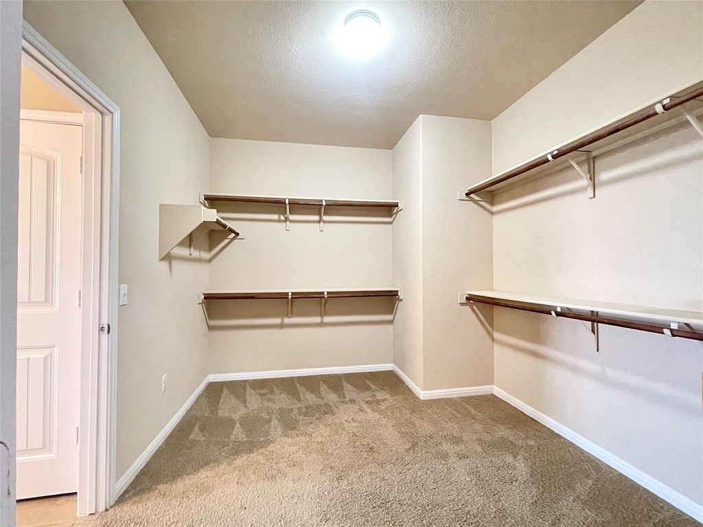 16412 Vescovo Ln - Photo 18