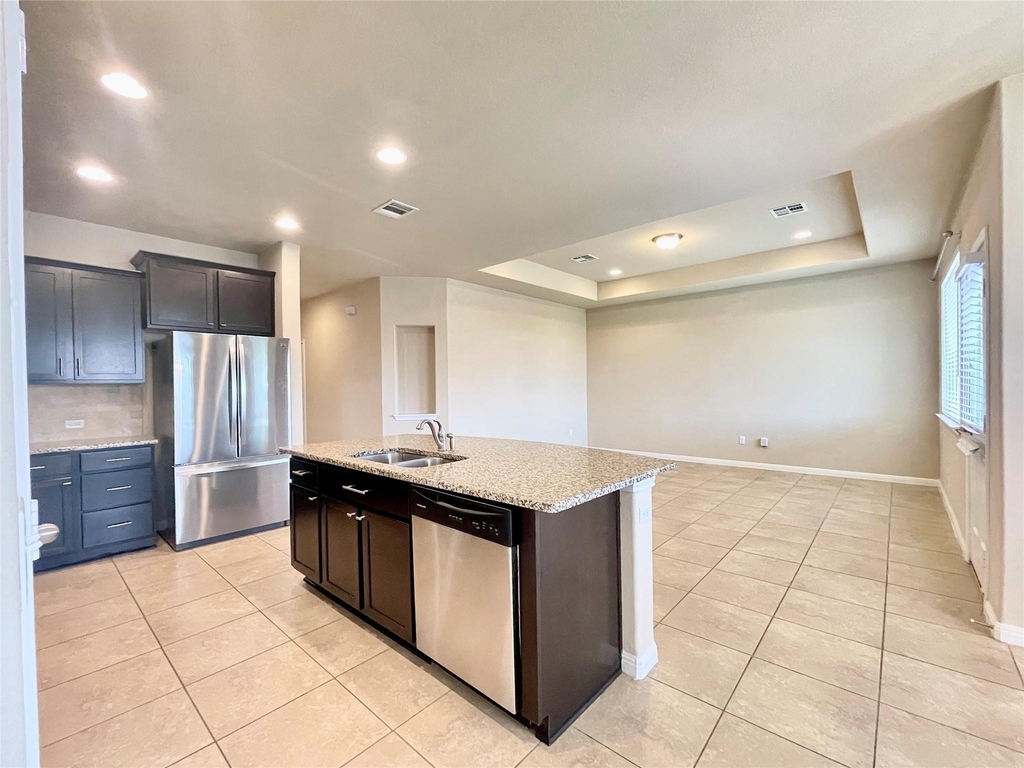 16412 Vescovo Ln - Photo 10