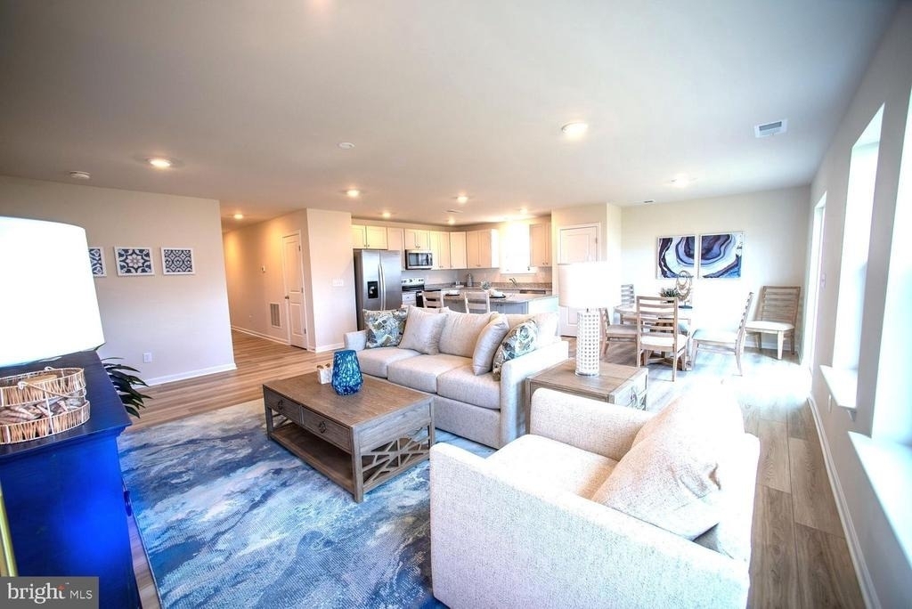 535 Hall Drive - Photo 4