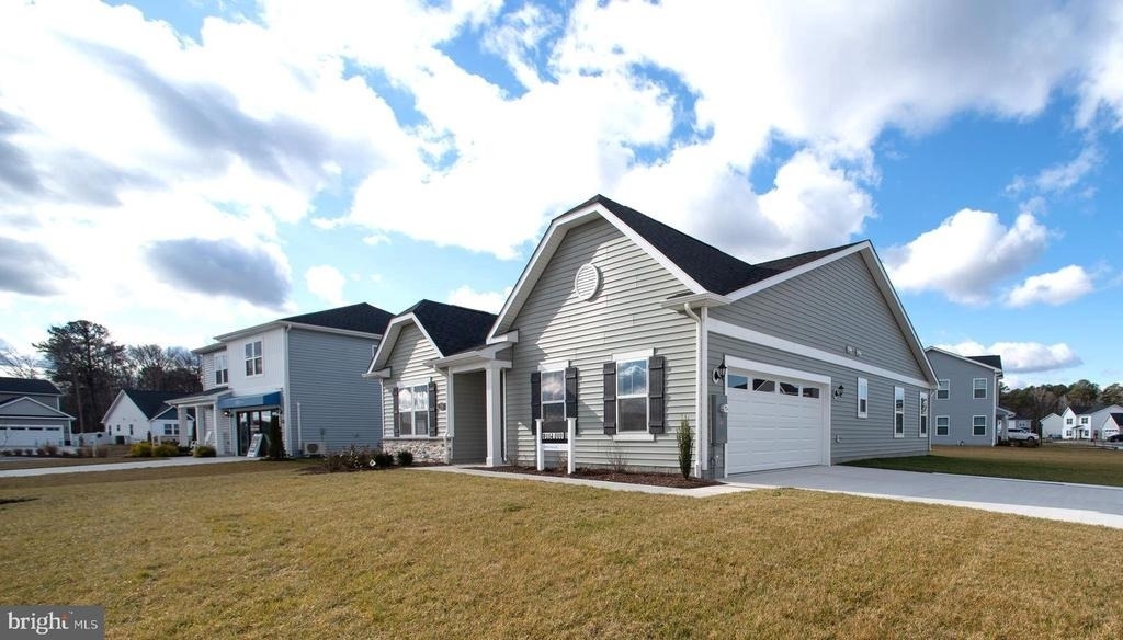 535 Hall Drive - Photo 1