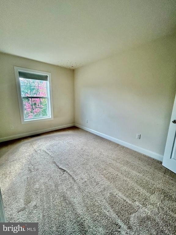 116 Village Center Boulevard - Photo 7