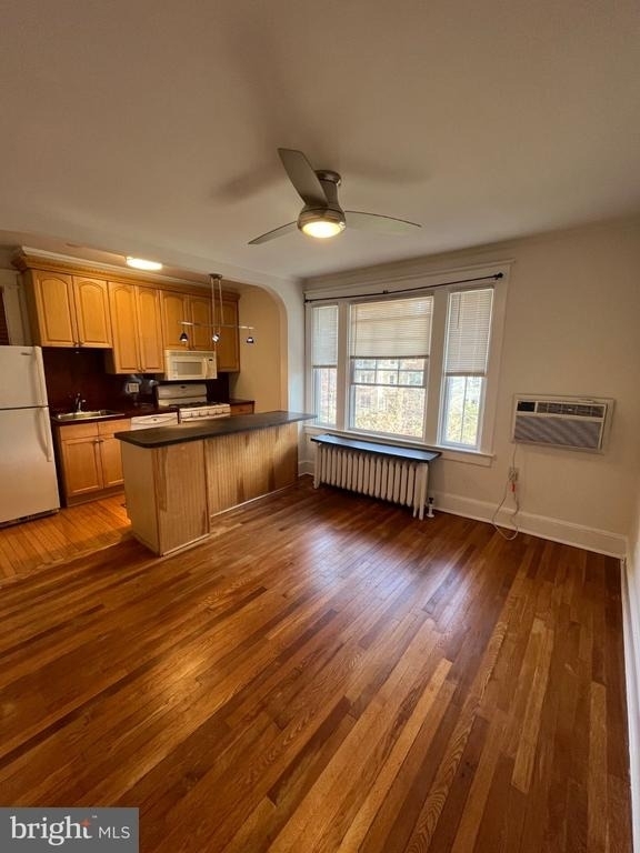 2328 Ashmead Place Nw - Photo 5
