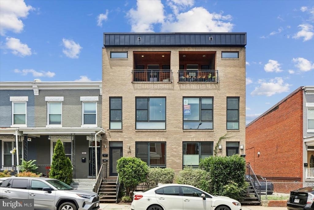 619 Harvard Street Nw - Photo 1