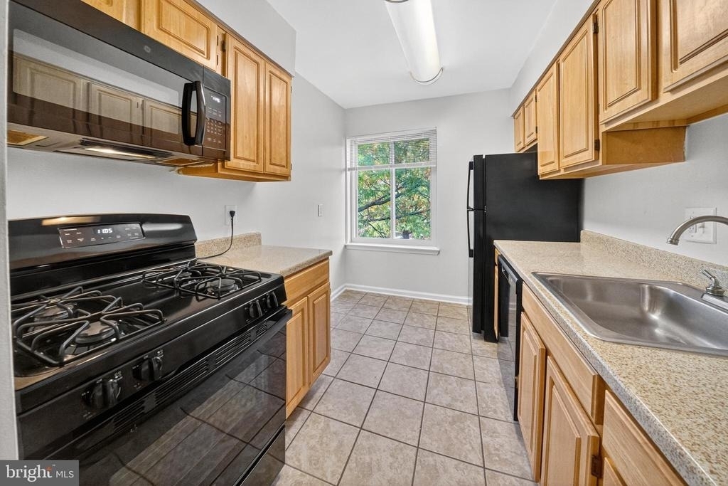 400 Taylor St Ne - Photo 2