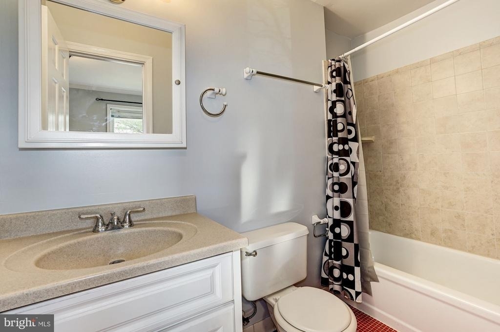 1326 L Street Se - Photo 22