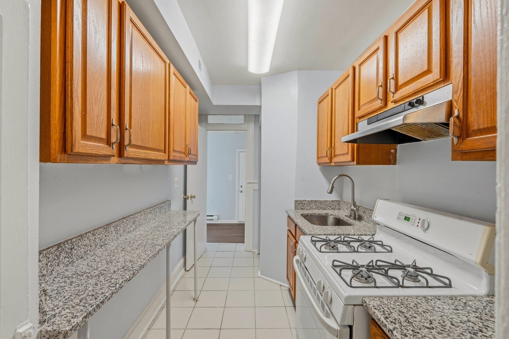 5324 4th Street Nw - Photo 8