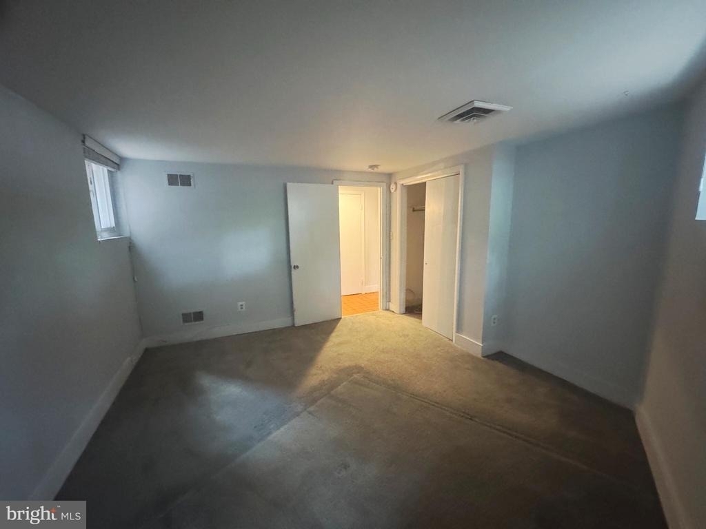 729 Massachusetts Avenue Ne - Photo 11