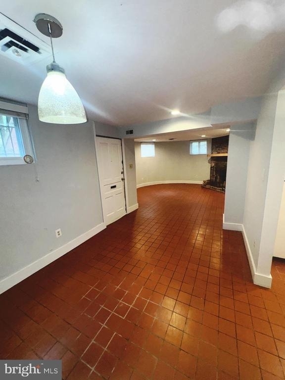 729 Massachusetts Avenue Ne - Photo 5