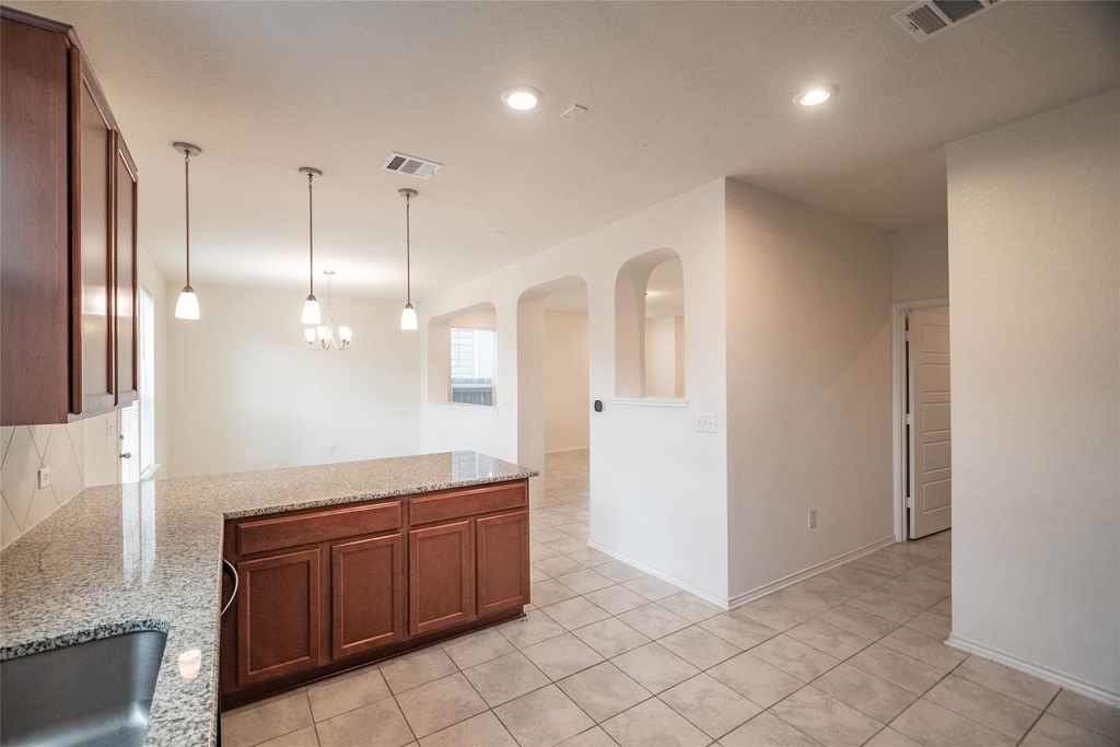 6412 Carriage Pines Dr - Photo 7