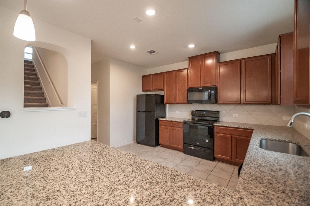 6412 Carriage Pines Dr - Photo 6