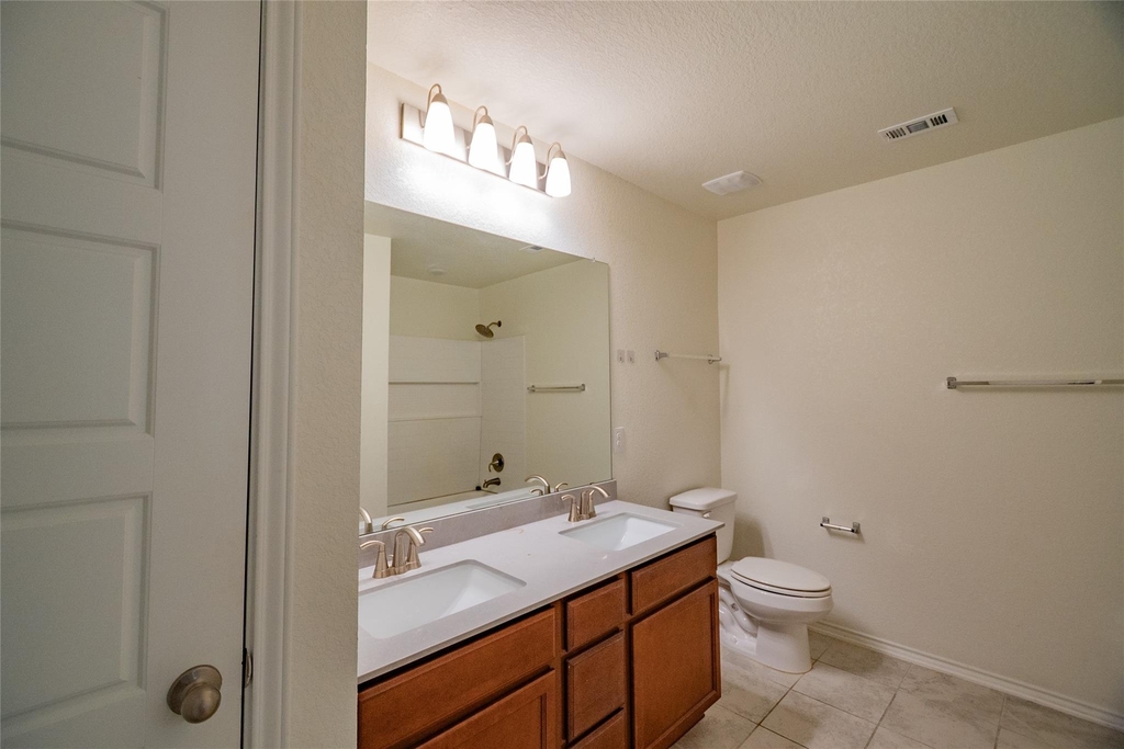 6412 Carriage Pines Dr - Photo 12