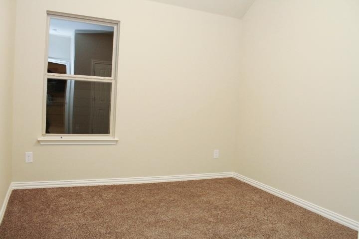 152 Belford St - Photo 17
