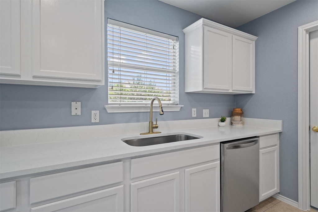 12629 James Polk St - Photo 7