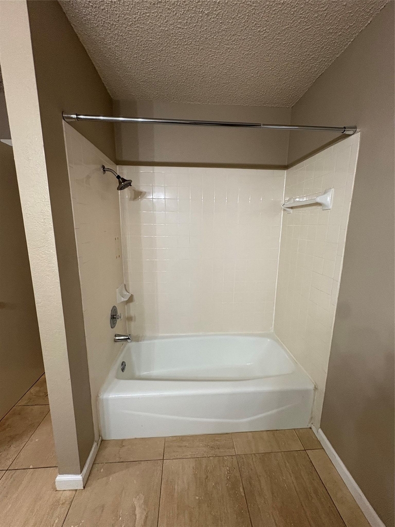2902 Sabinal Trl - Photo 23