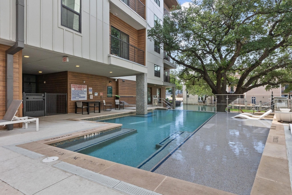 2500 Longview St - Photo 32
