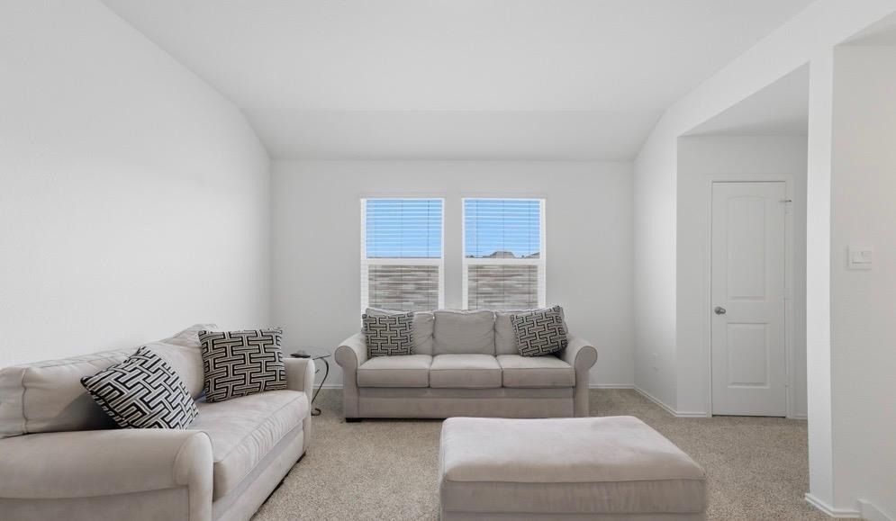 293 Ebbsfleet Dr - Photo 5