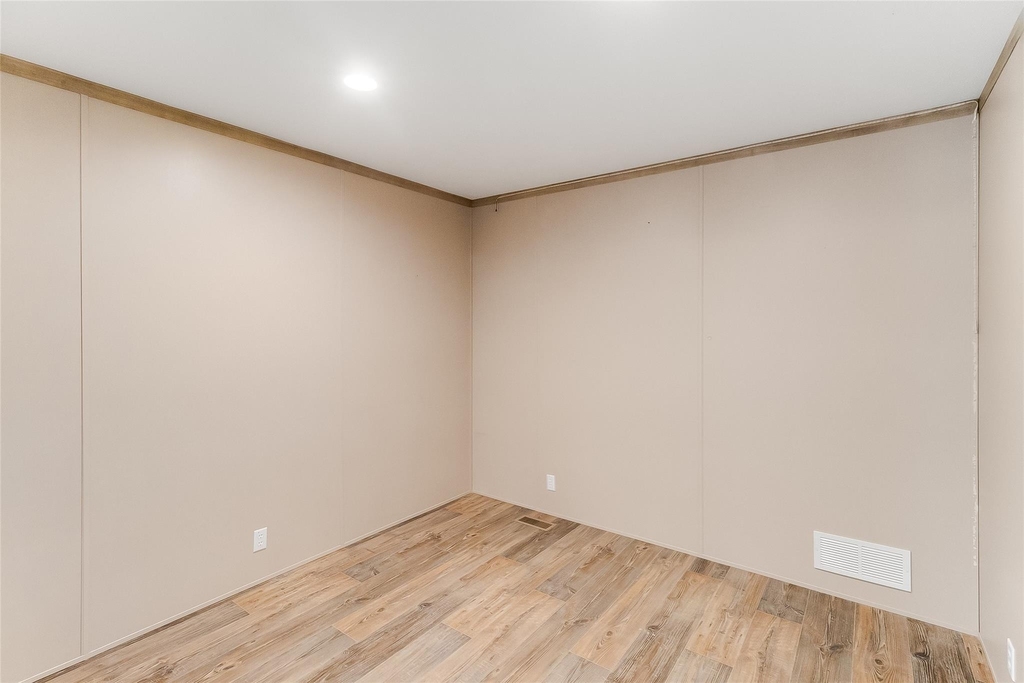 1310 Industrial Blvd - Photo 6
