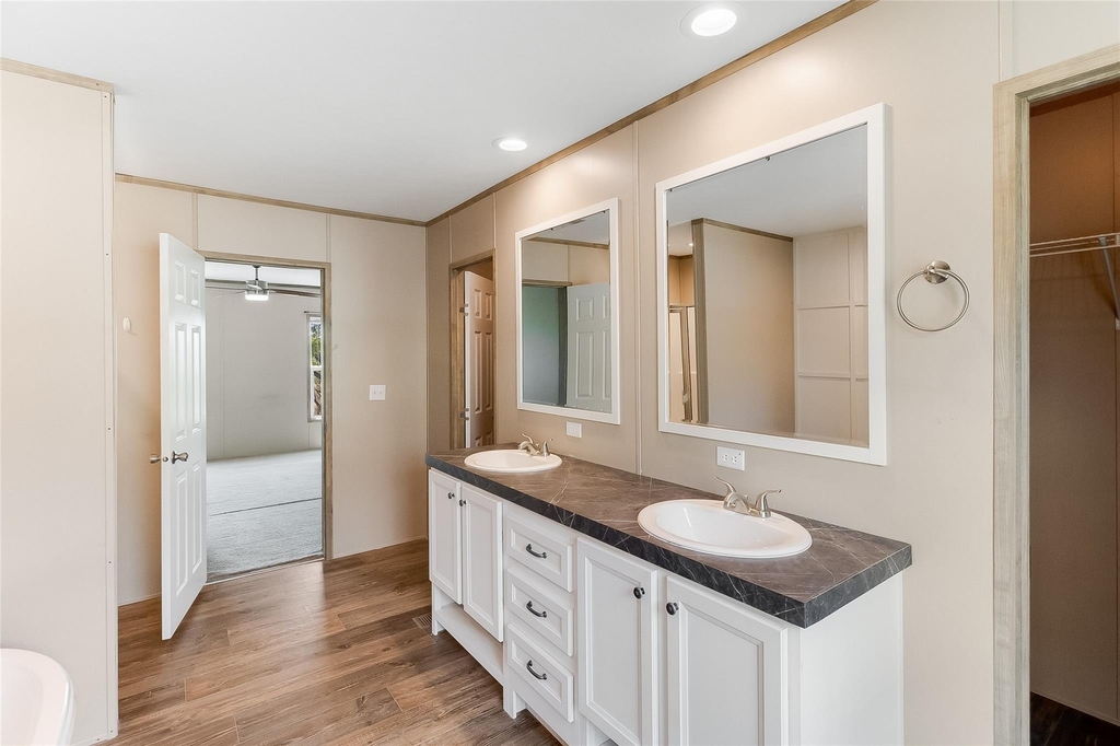 1310 Industrial Blvd - Photo 12
