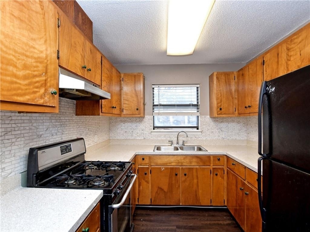 904 Walter St - Photo 6