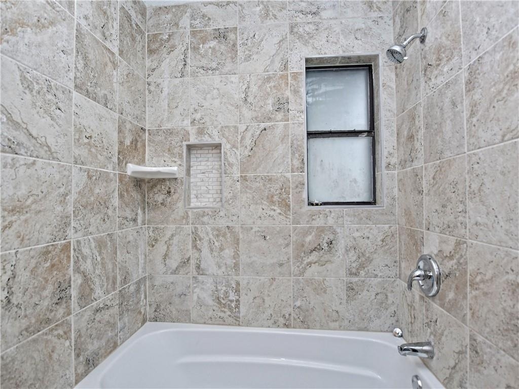 904 Walter St - Photo 12