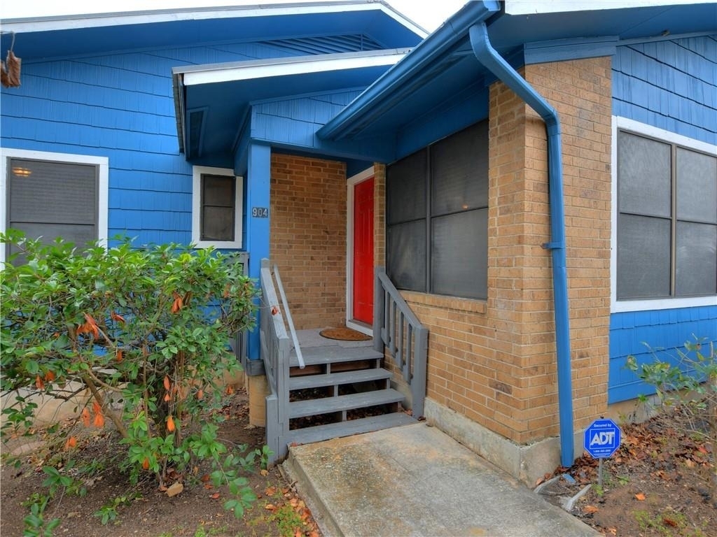 904 Walter St - Photo 1