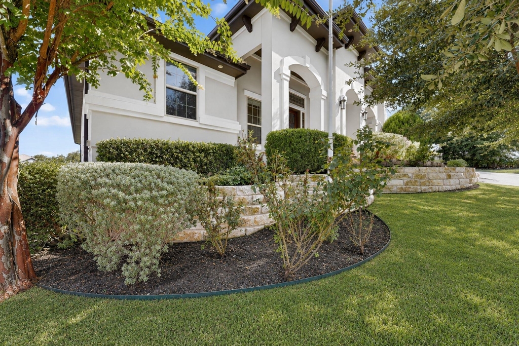 3904 Piana Pl - Photo 3