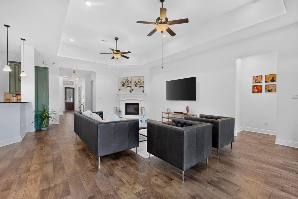 3904 Piana Pl - Photo 9