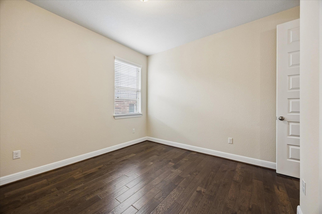 365 Arapaho Dr - Photo 14