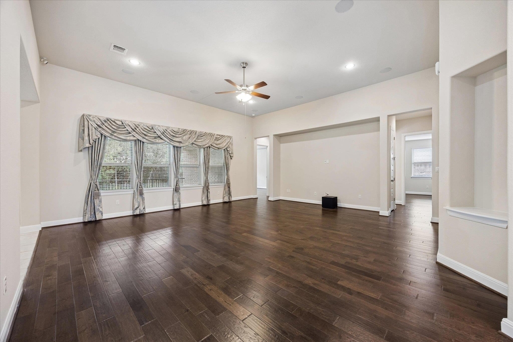 365 Arapaho Dr - Photo 1