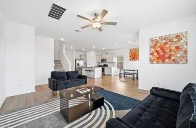 208 Golden Grove Pkwy - Photo 2
