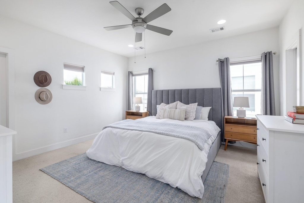 2705 Halcyon Dr - Photo 7