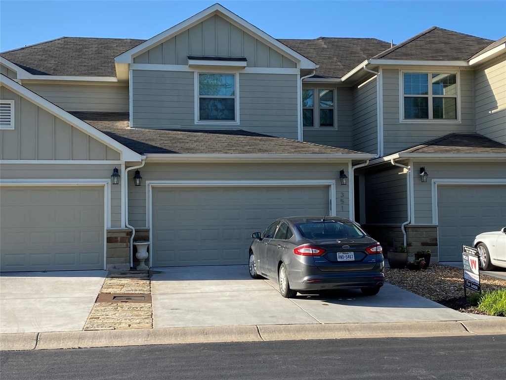 351 Madison Oaks Ave - Photo 1