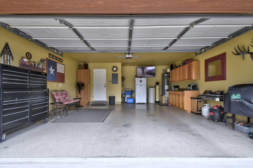 2251 Hazelwood Dr - Photo 22