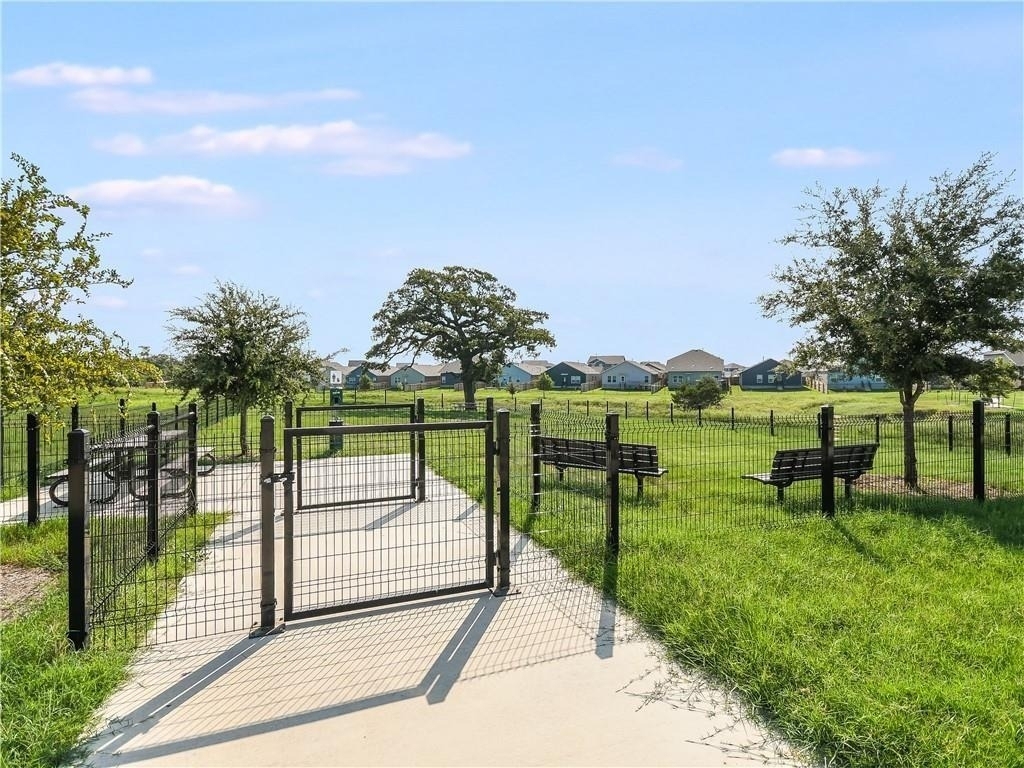 127 Plumbago Loop - Photo 36