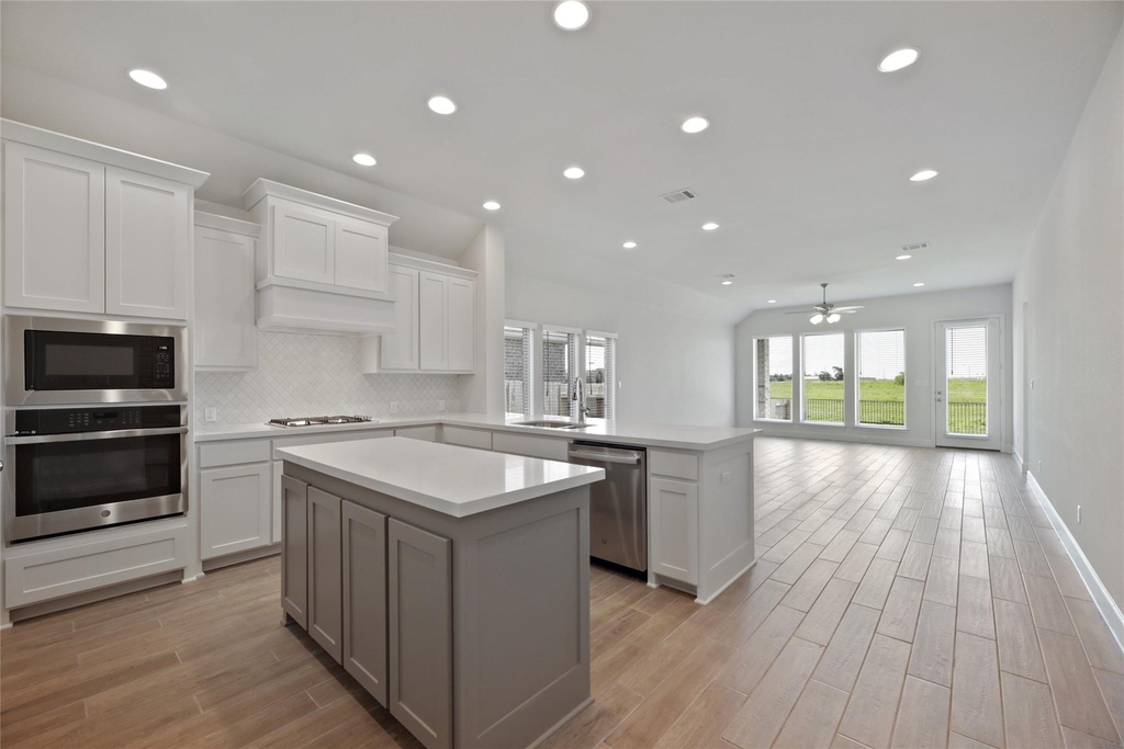 127 Plumbago Loop - Photo 4