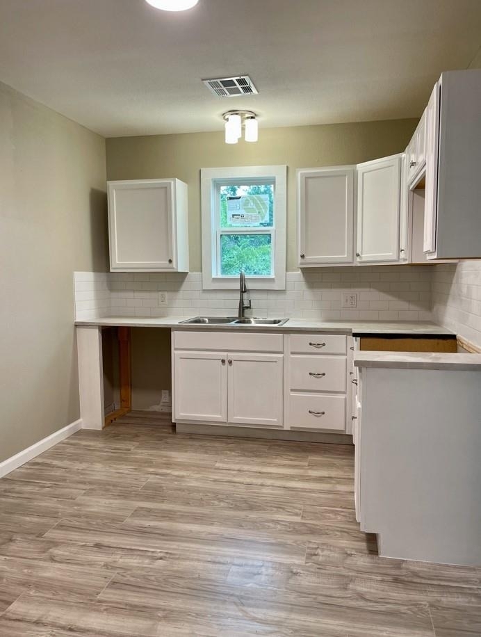 806 Central Ave - Photo 2