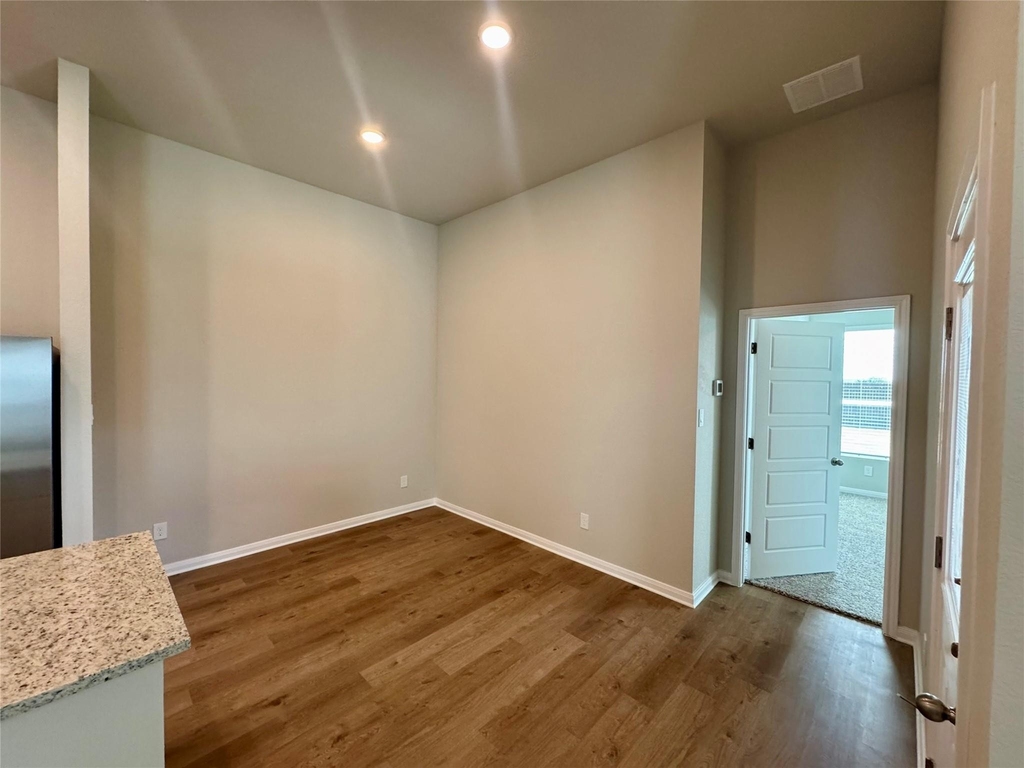 761 Staglin St - Photo 6