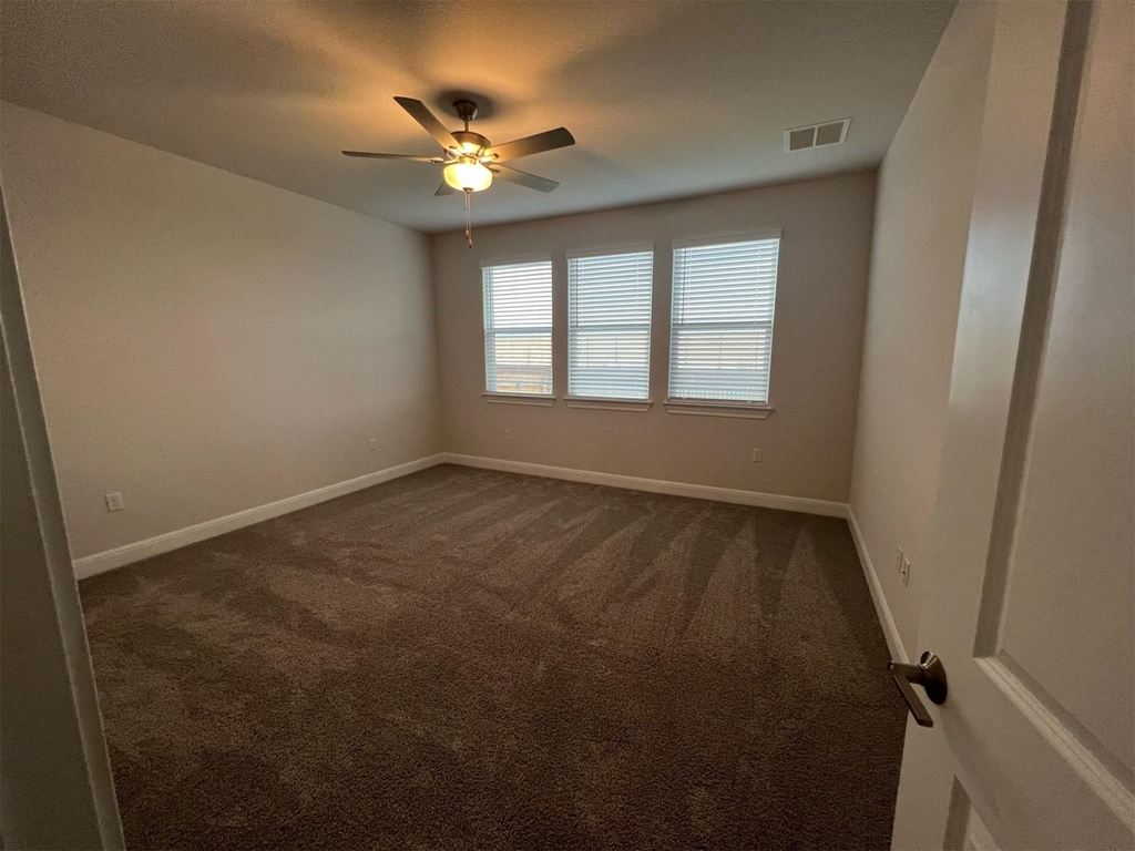 15501 Ellinger Dr - Photo 17